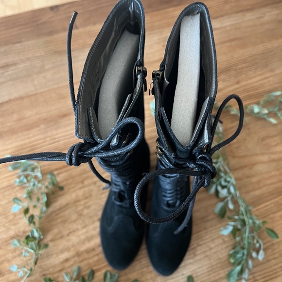 NWOT Alvida Leather Boot Black Y4 - Picture 8 of 12